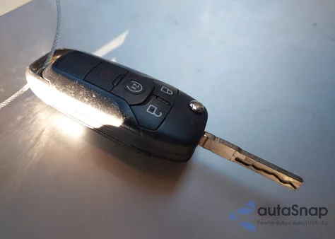 2021 Ford F-150 Xlt z USA, uszkodzony, nr VIN 1FTFW1E83MKF08759